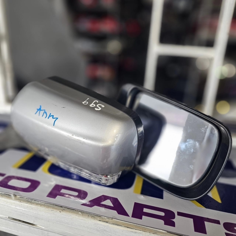 Subaru Forester Sg5/ sg9 Sidemirror