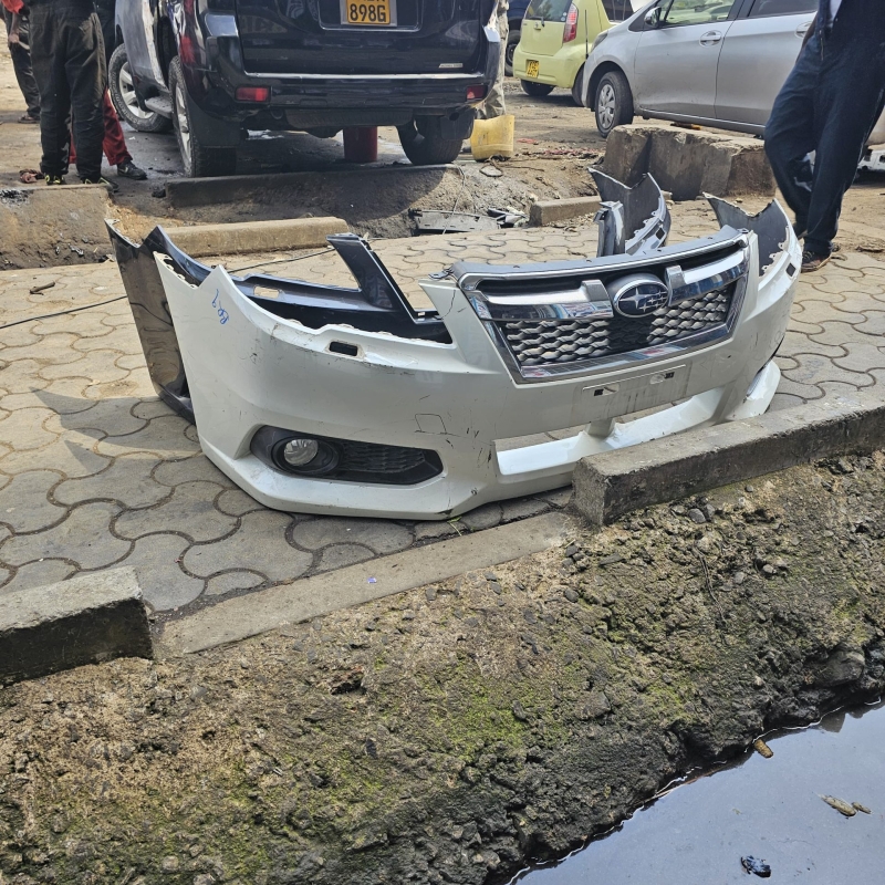 Subaru Legacy brm / br9 Front bumper