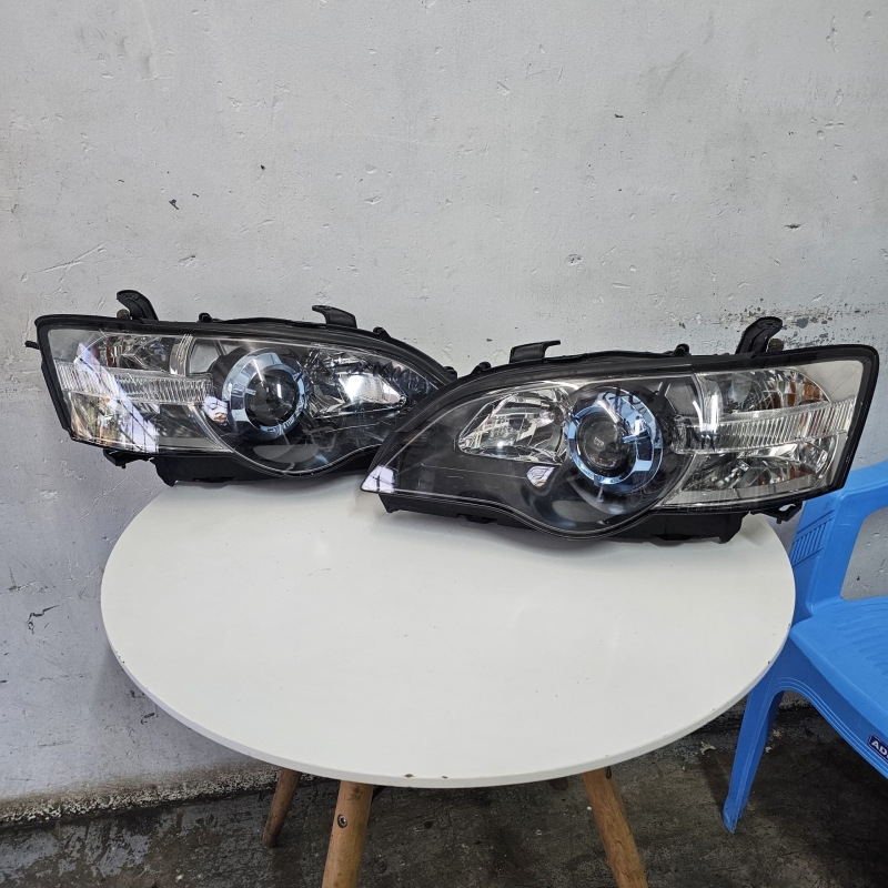 Subaru Legacy / Outback bp5 Headlights
