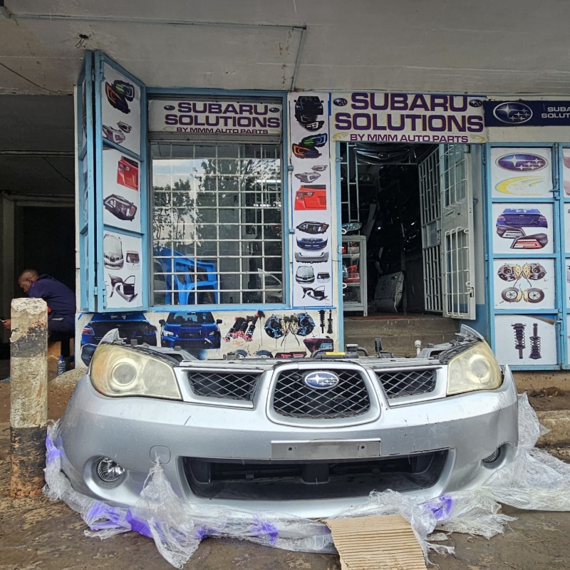 Subaru Impreza gg Nosecut