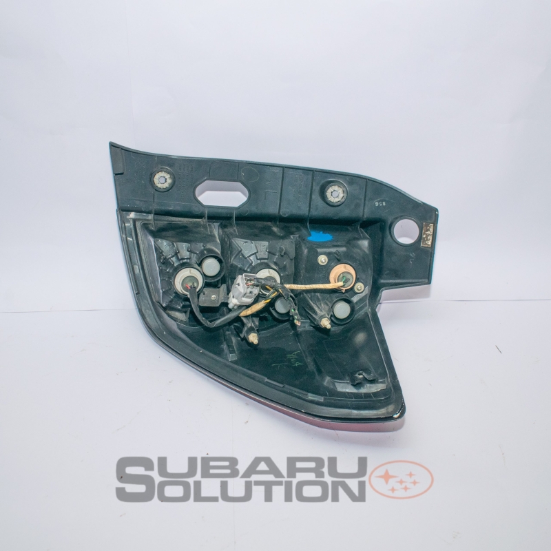 Subaru Forester sh5 Taillight