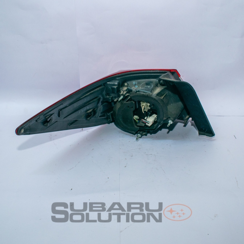 Subaru Legacy bn9 Taillight