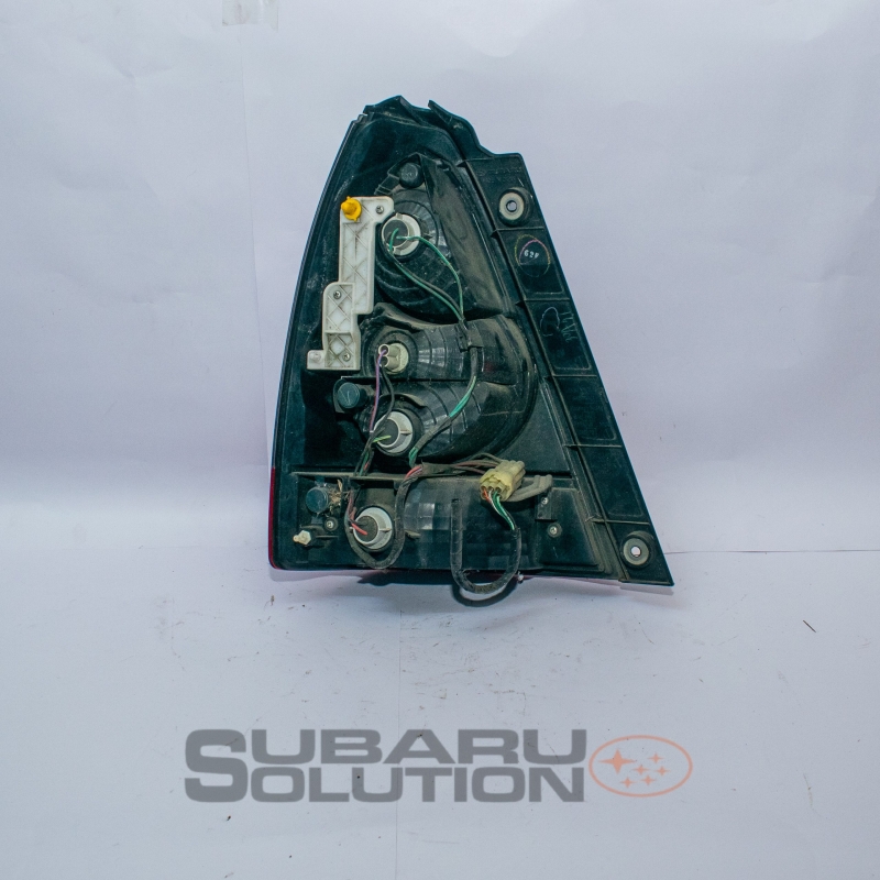 Subaru Forester sg5 / sg9 Taillight