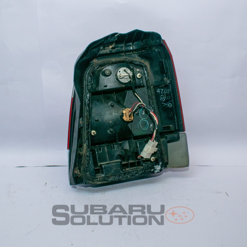 Subaru Forester SF taillight