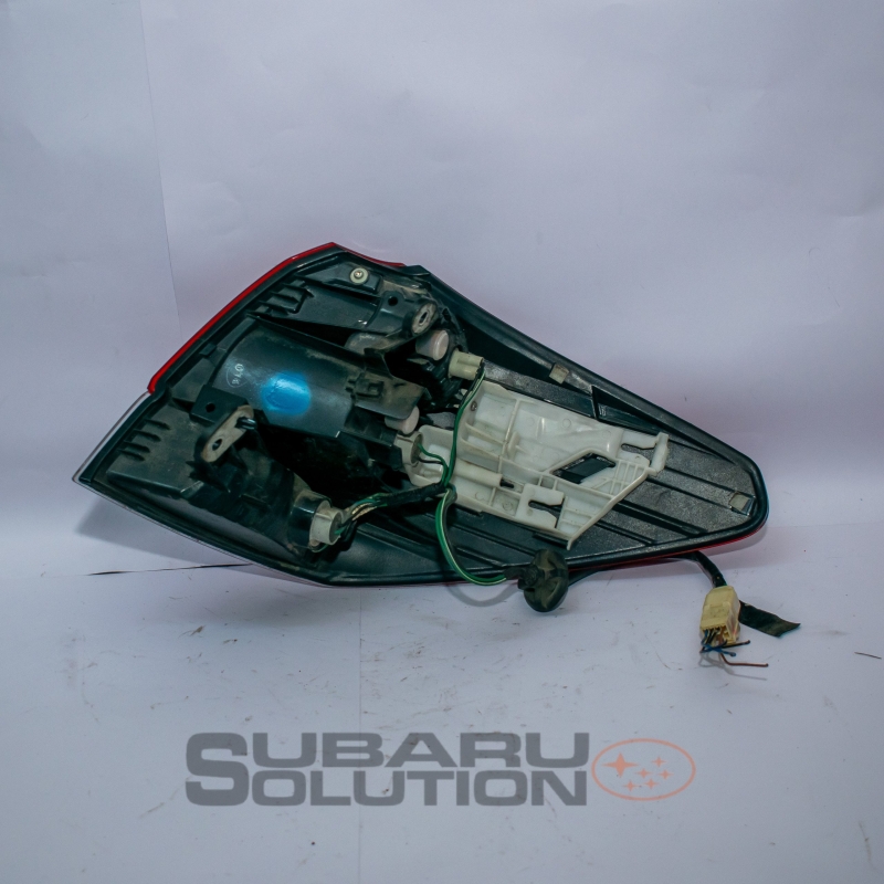 Subaru Legacy br9/ brm Taillight