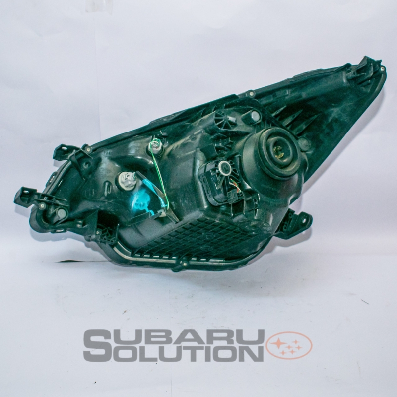 Subaru Trezia Headlight