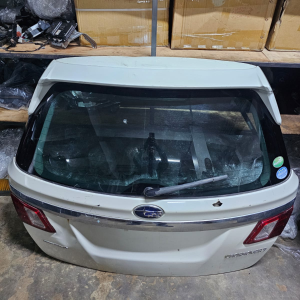 Subaru Exiga Tailgate