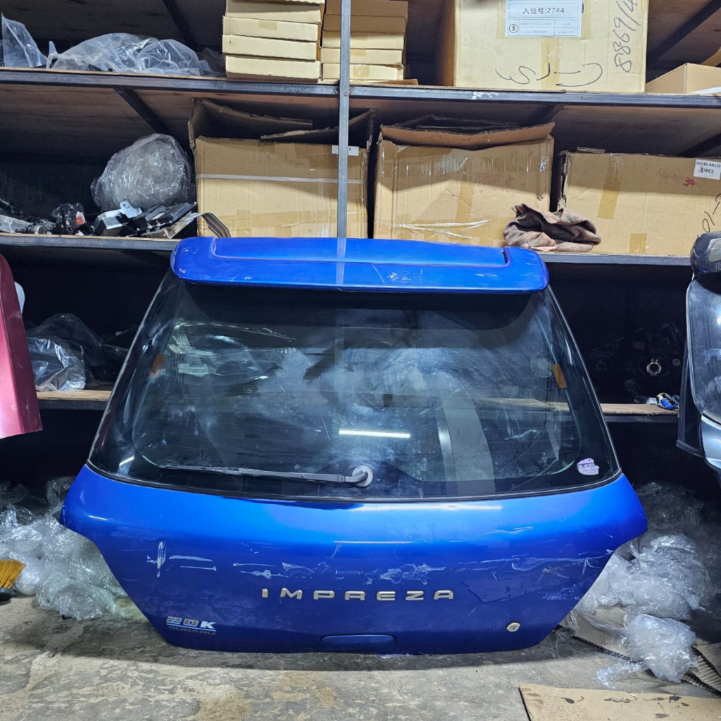 Subaru Impreza GG2/GG3 Tailgate