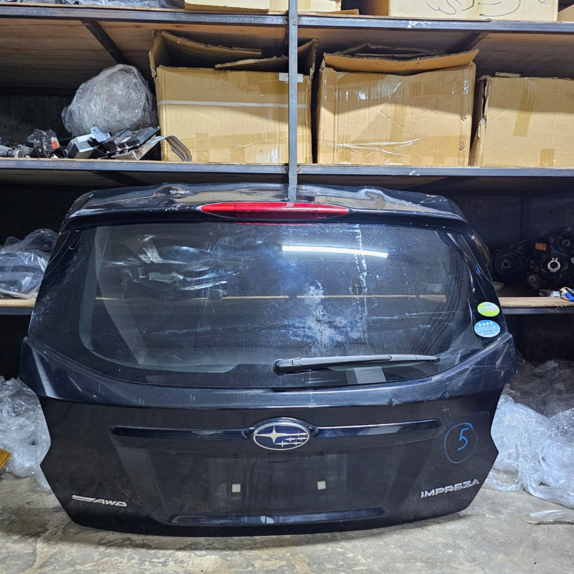 Subaru Impreza GP2/GP3/GP7 Tailgate