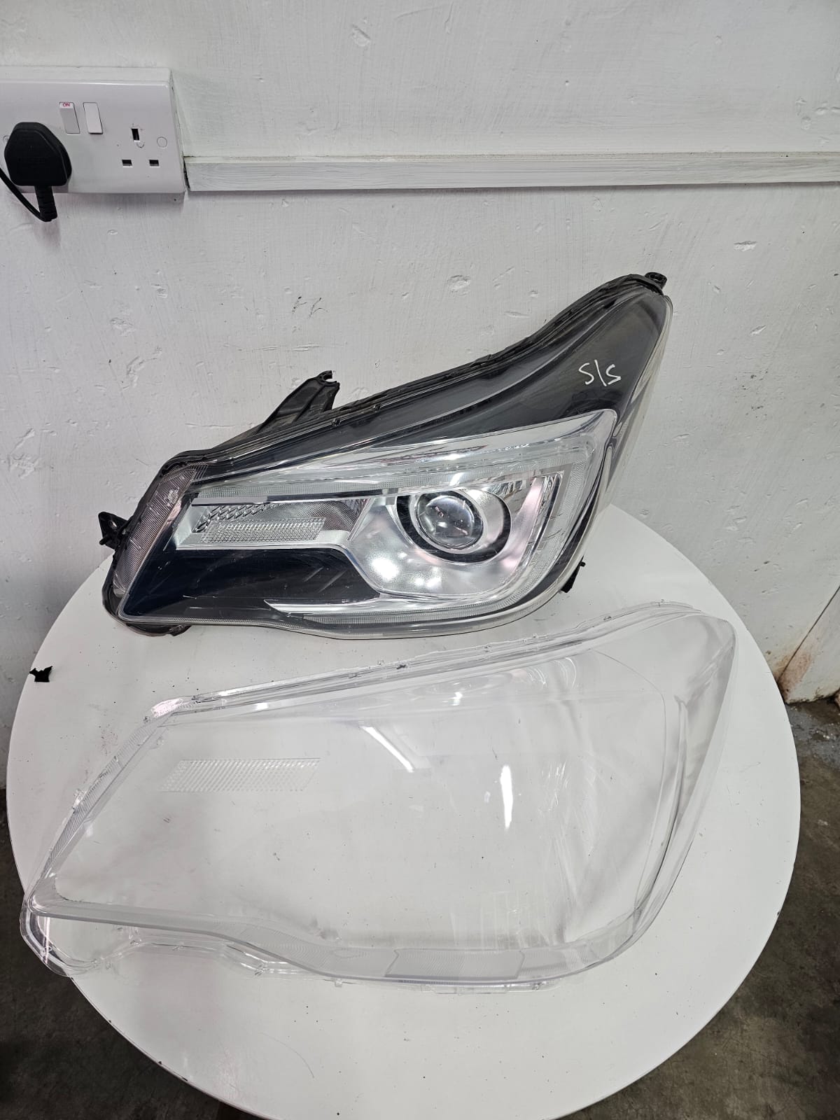 Subaru Forester SJ5/SJG Headlight Lens 2016-2018