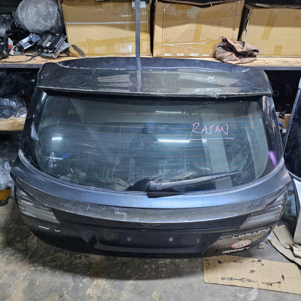 Subaru Legacy/Outback BR9/BRM Tailgate